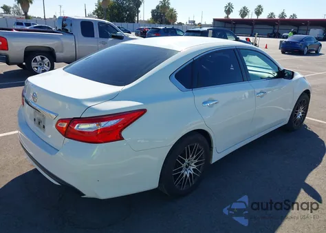 2016 Nissan Altima 2.5/2.5 S/2.5 Sl/2.5 Sr/2.5 Sv из США, поврежденный, VIN 1N4AL3AP4GC239574